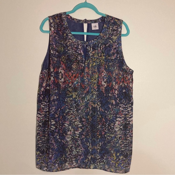 CAbi #3093 Stained Glass Keyhole Sleeveless Blouse Blue Floral | Size XL - Picture 3 of 13